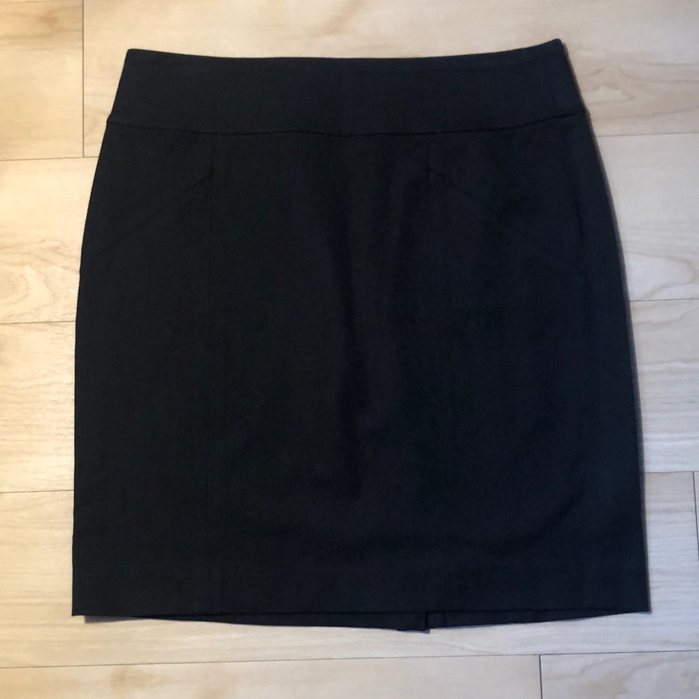 Banana Republic Black Pencil Skirt - Sz 8